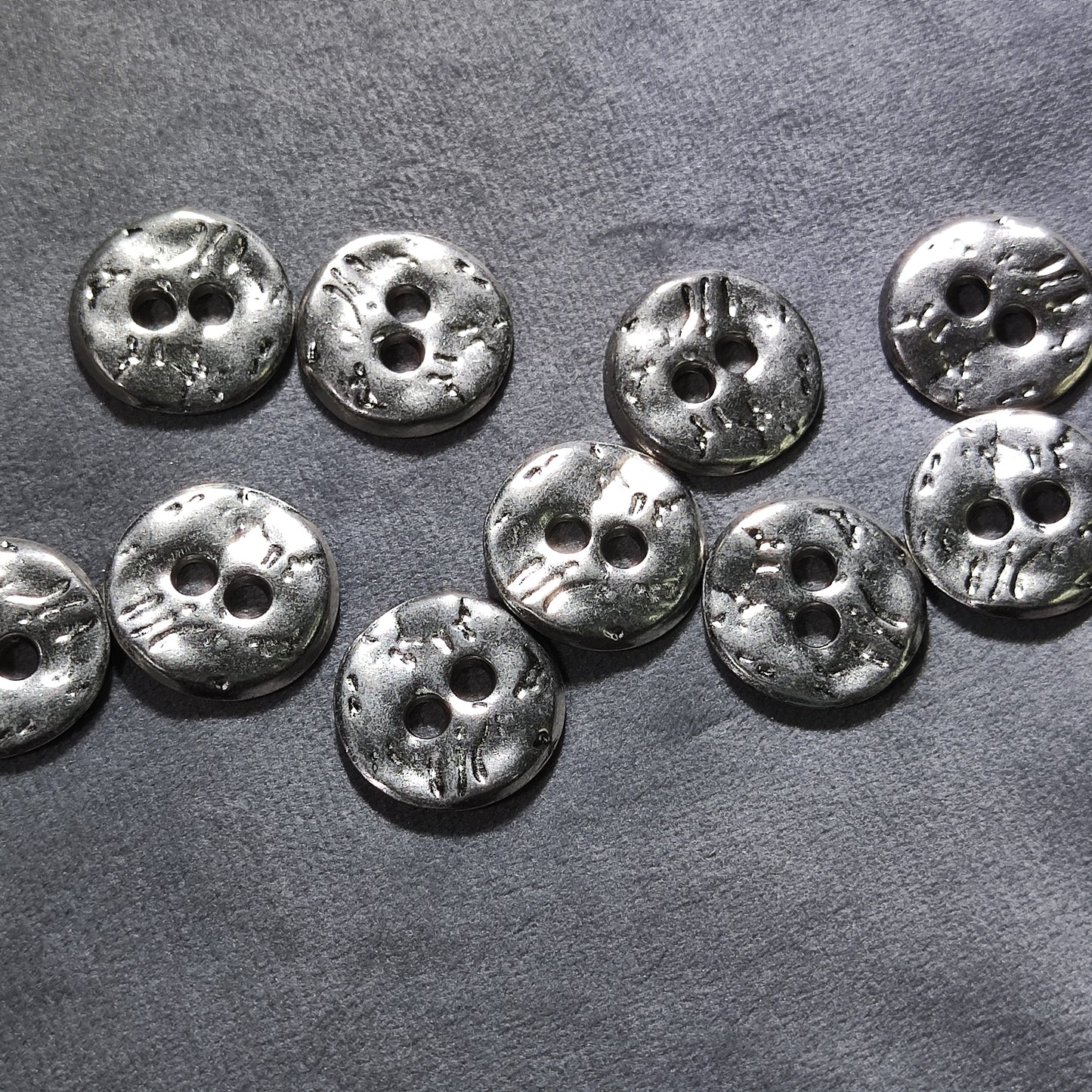 Antique silver tone metal buttons 2 hole 12mm 15mm 18mm 20mm