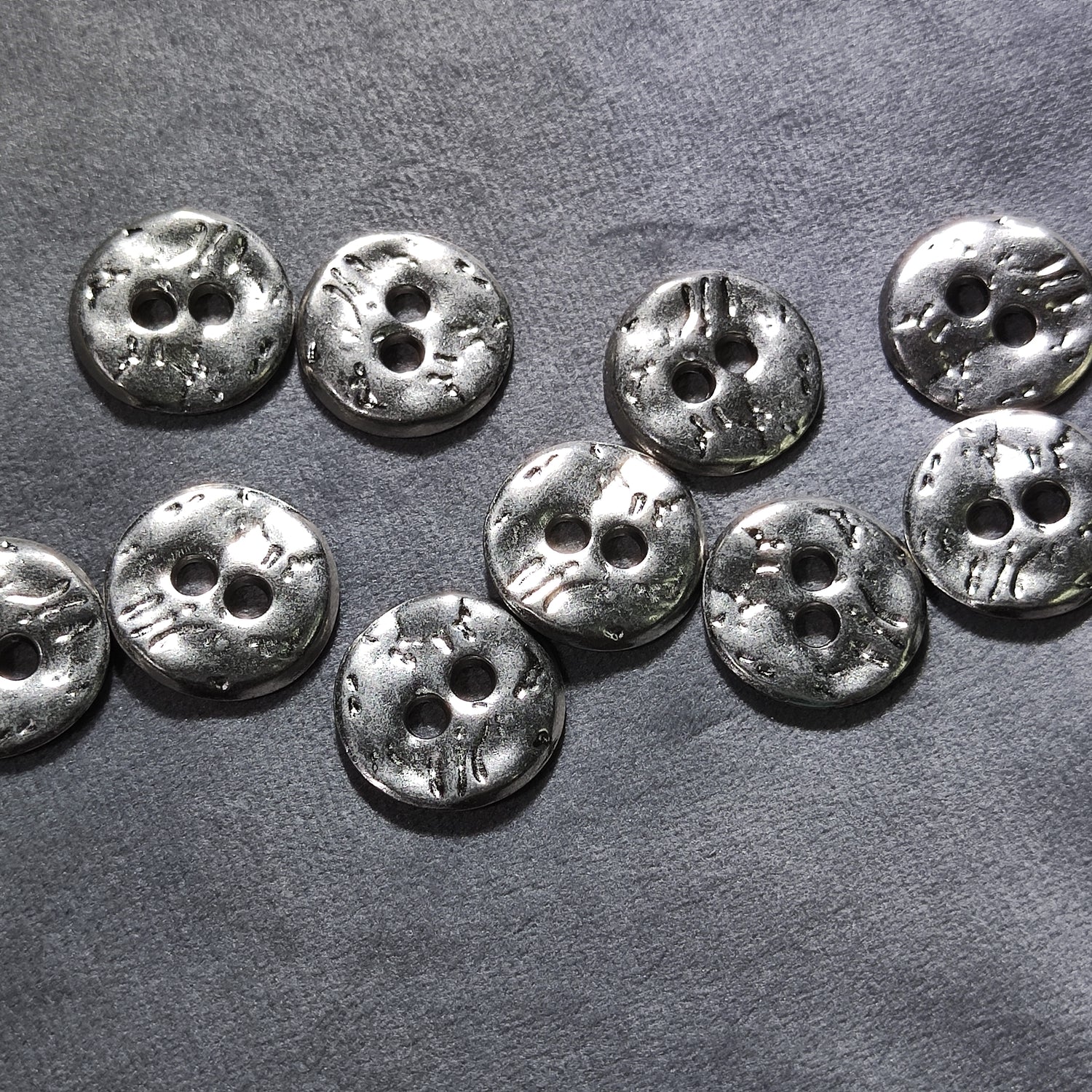 Antique silver tone metal buttons 2 hole 12mm 15mm 18mm 20mm