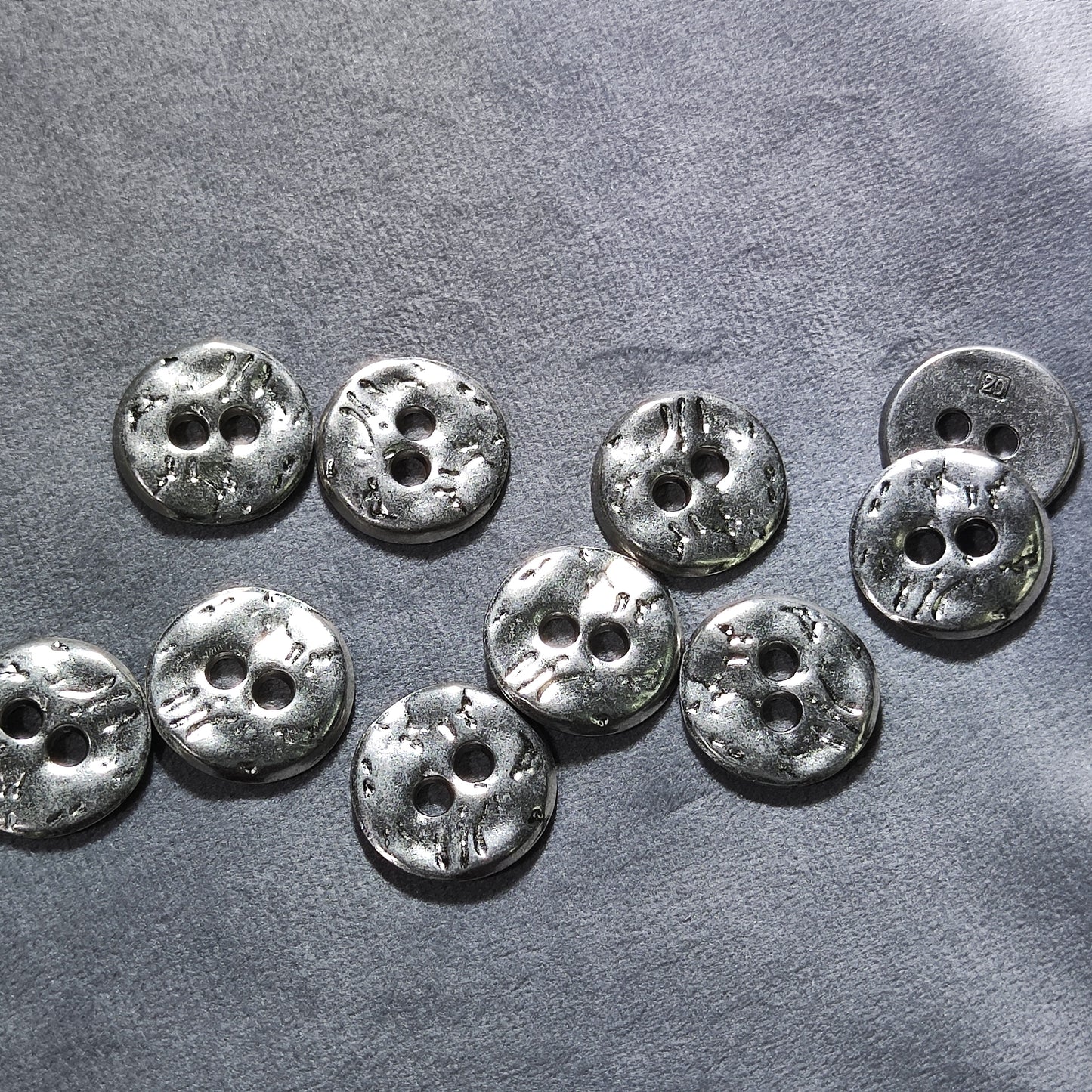 Antique Silver Tone Buttons – Metal – 2 Hole –12mm, 15mm, 18mm or 20mm, Pack of 50(B1153)