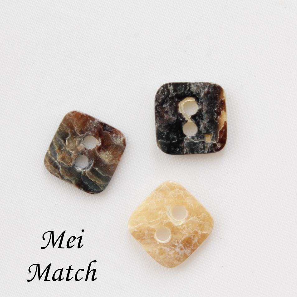 Square Mother of Pearl Shell Buttons – 2-Hole – 11.5mm / 12.5mm – Pack of 50(B464)