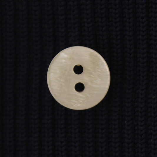 Mother of Pearl Buttons, Pearl White - 2 Hole - 9mm, 10mm, 11.5mm, 12.5mm, 15mm, 18mm, 20mm, 23mm, 25mm, Pack of 50Pack of 50(B303)